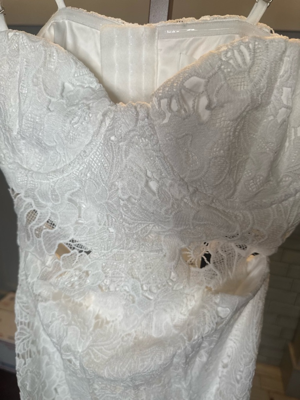 Amable Lace Cutout Midi Dress Sz Medium (read description) - NWT - Picture 3 of 8